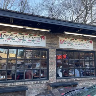 the outside of the restaurant