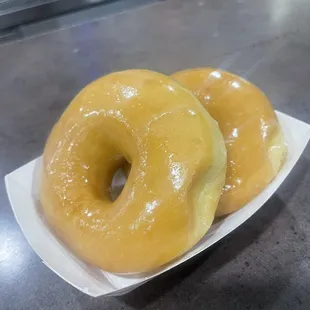 2 GLAZE DONUTS