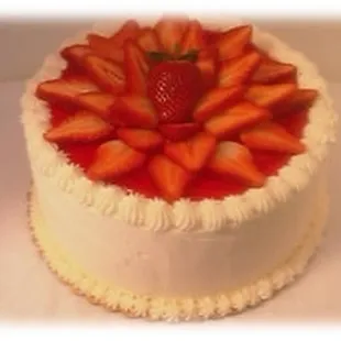 White Chocolate Cake with Fresh Strawberry Filling