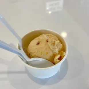 Pungo Peach Ice Cream ($4.25 plus tax for a small scoop), seasonal flavor (current as of June '22)
