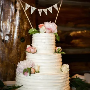 Most beautiful wedding cake!