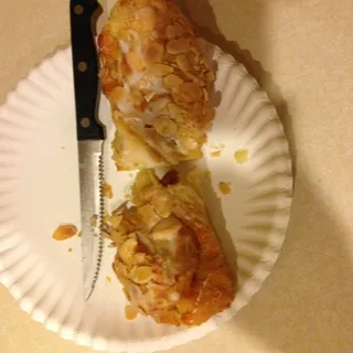 Almond Horn