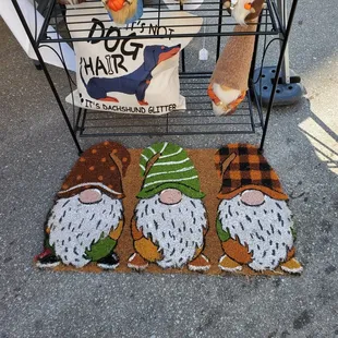 Gnome welcome mat