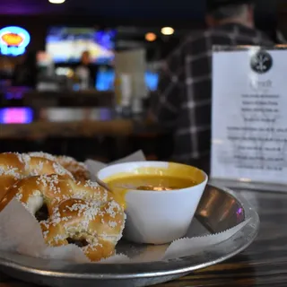 Pretzel and Beer Cheese Dip