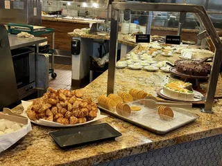 Paradise Buffet