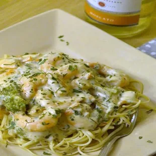 Pesto Shrimp over Linguine