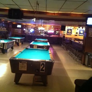 billiard tables and pool tables