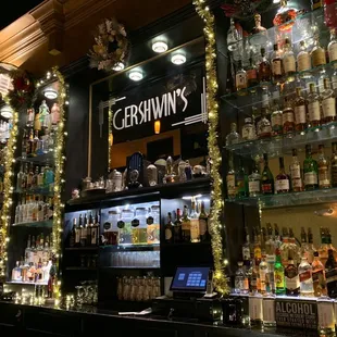 Art Deco bar