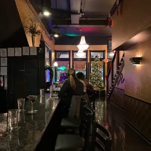 sushi and sashimi, interior