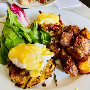 Gersi's Eggs Benedict