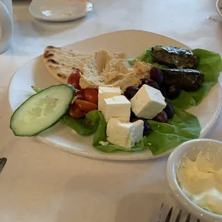 Hummus Plate