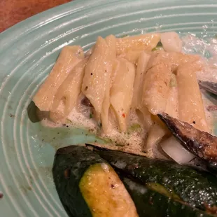 Runny Alfredo sauce, rubbery pasta