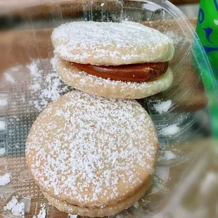 Alfajores / Xx