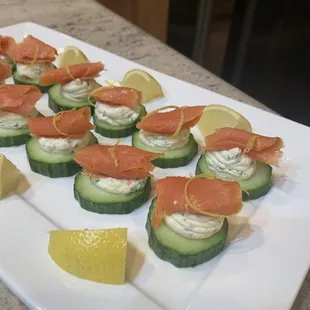 Smoked salmon cucumber appetizers