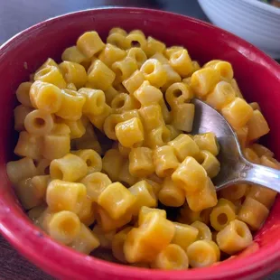 Vegan Mac 'n Cheese - we liked it and are now sharing a serving.