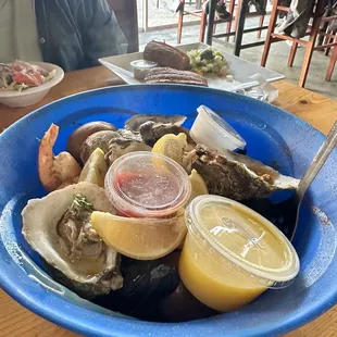 Seafood Medley for 1