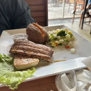 Grilled Mahi Mahi Entree