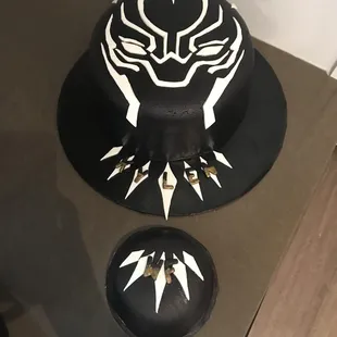 Black Panther custom cake