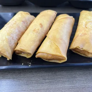 Garlic Shrimp Egg Rolls
