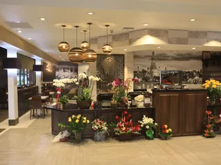 Sanamluang Thai Cuisine