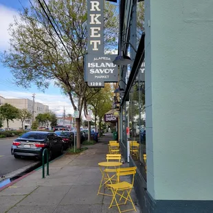 "Get The Skoop" sold here