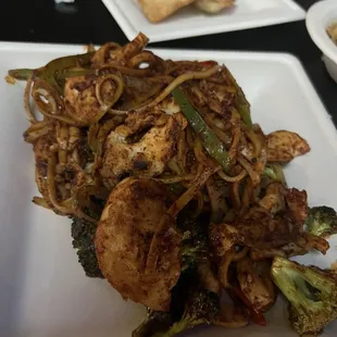 Kung Pao Chicken Noodles