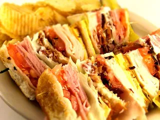 Mikie's Pub