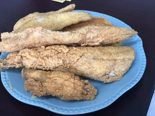 Shark's Fish, Chicken & Seafood