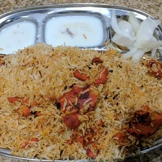 Boneless chicken biryani