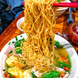Mì Gõ Hòanh Thánh