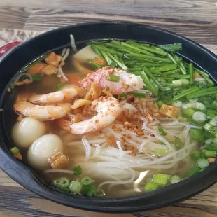 Seafood noodles