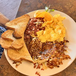 Corned beef hash with eggs