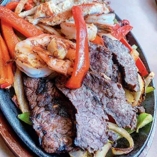 Trio Fajitas