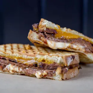 a grilled beef sandwich