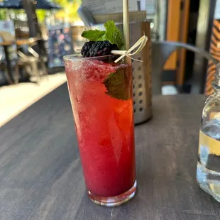 Woooah Blackberry Bam-ba-lam