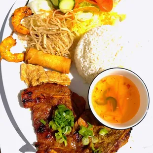 Combination grilled pork chop with rice