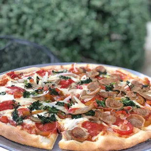 House Combination Pizza - no black olives