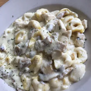 Tortellini Alfredo