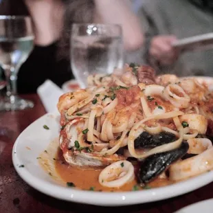 Frutti di Mare Linguine