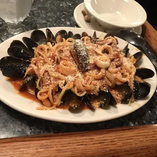 Calamari Linguine