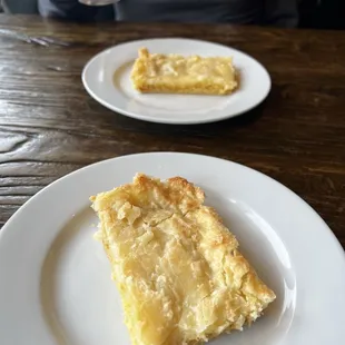 Gooey butter cake