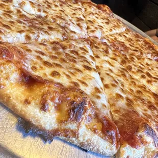 pepperoni pizza 14" (pepperonis under cheese)