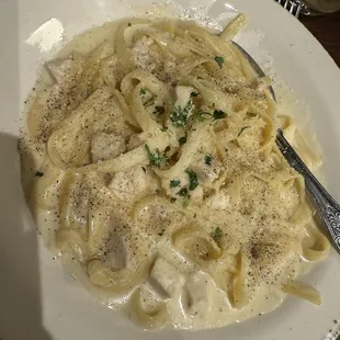Fettuccine Alfredo