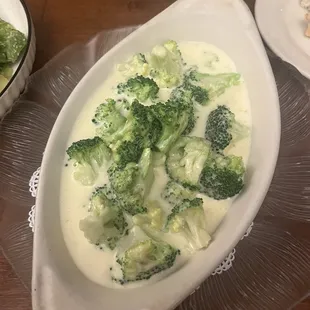 Broccoli with creamy sauce