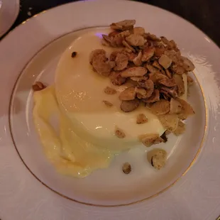 Lemon Mousse Torta