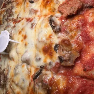 Sausage and Mushroom Thin Crust