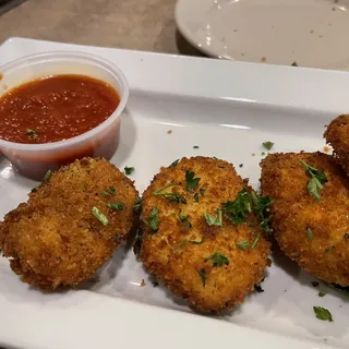 Fresh Fried Mozzarella