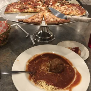 food, pizza