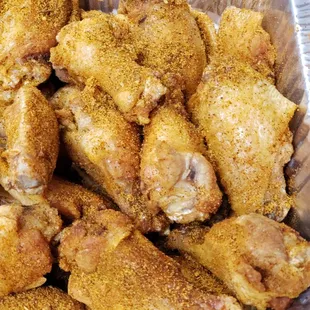 chicken wings in a tin