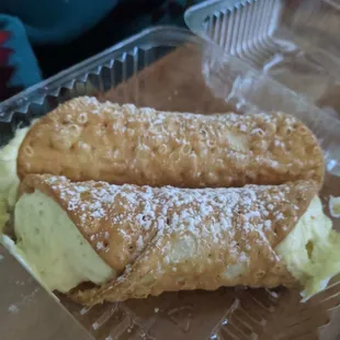 Pistachio cannolis